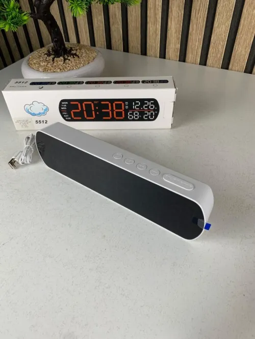 Horloge LED Multifonction avec Affichage Météo et Alarme