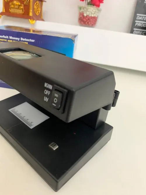 Vérificateur de Billets avec Lampe UV Bleue & Blanche