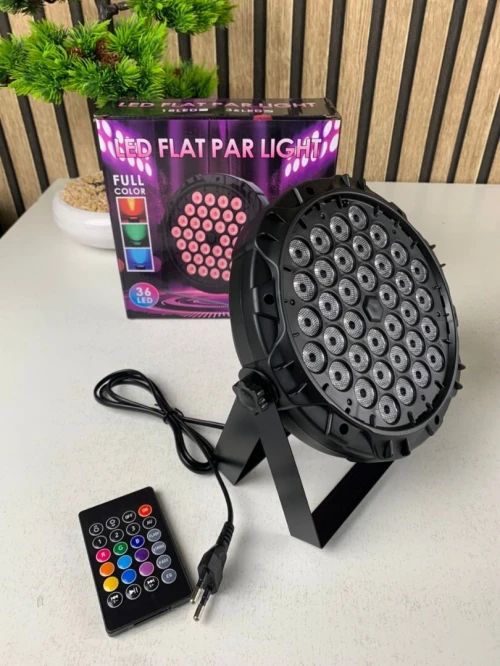 Projecteur LED RVB 36 LEDs pour Jeux et Fêtes  Télécommande Incluse
