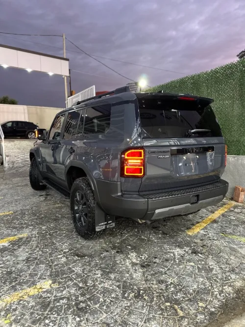 Toyota Land Cruiser  2026 Prado
