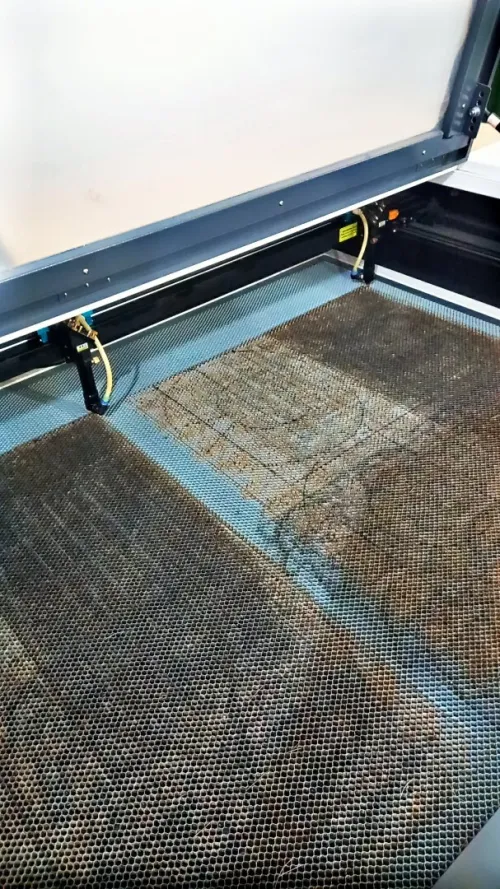 Machine a laser