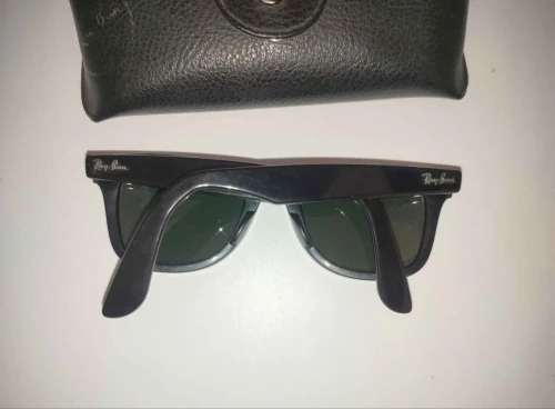 Ray Ban Wayfarer RB 4340 50-22 150 3N Lunettes Originales