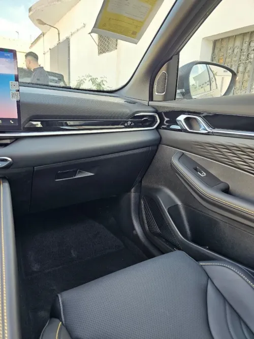 Geely Coolray 2025 