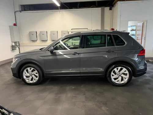 Volkswagen Tiguan 2023 Move