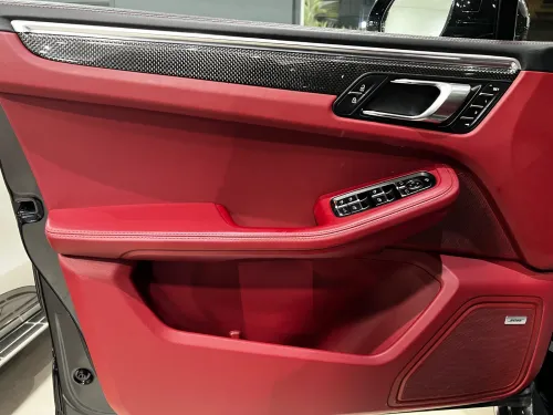 Porsche MACAN T 2024 