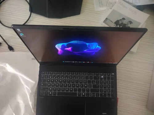 Omen 16 max laptop 5080 RTX et ultra 9 HX275 