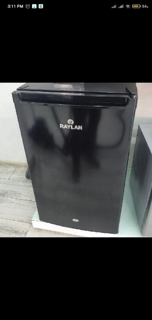 ثلاجة maxy bar raylan Original frigidaire(الأبيض+الأسود) 