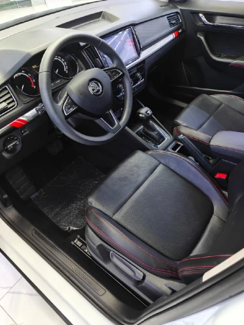 Skoda Karoq 2025 FULL OPTION