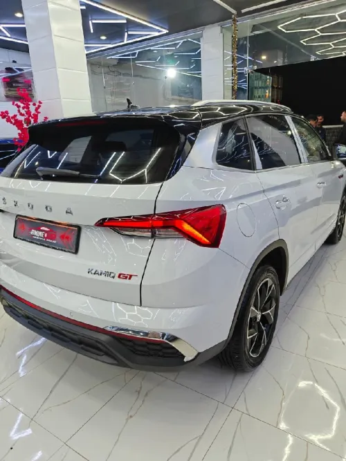 Skoda Karoq 2025 FULL OPTION
