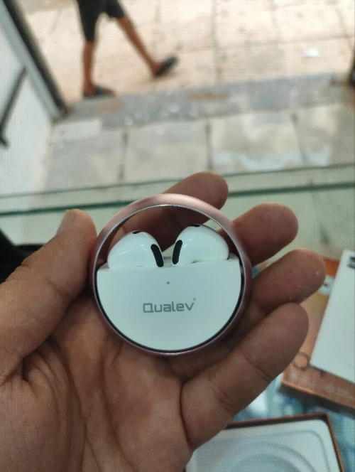 Qualev Q4 