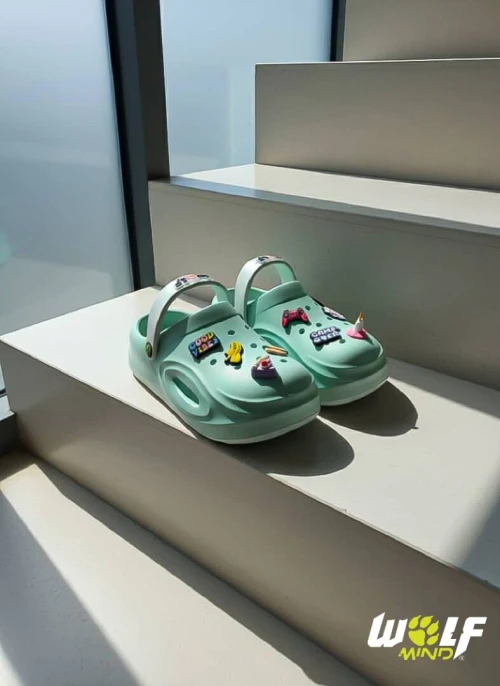 crocs-Clogs confortables et tendance Livraison possible