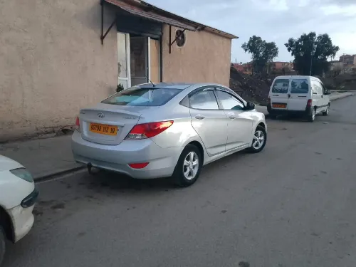 Hyundai Accent RB  5 portes 2013 Préstige