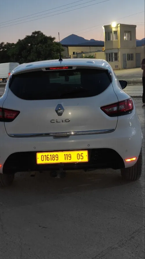 Renault Clio 4 2019 Limited 2