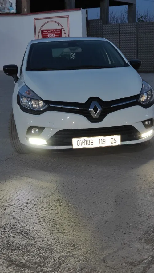 Renault Clio 4 2019 Limited 2