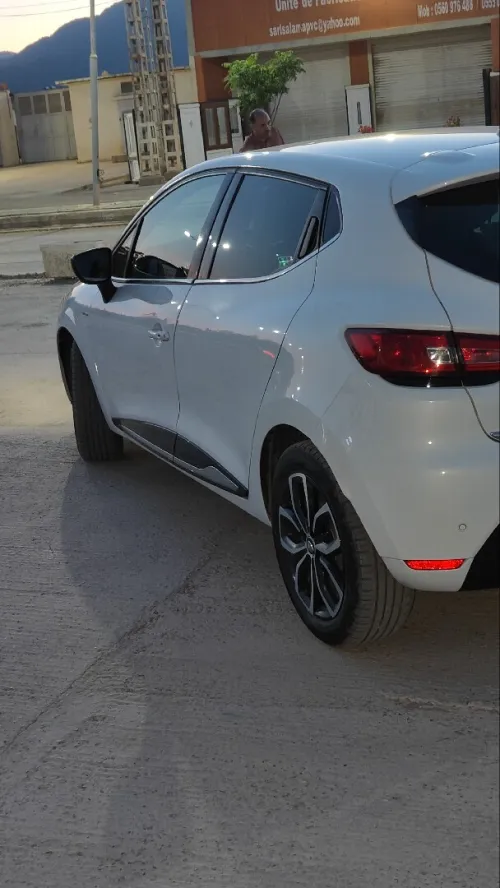 Renault Clio 4 2019 Limited 2