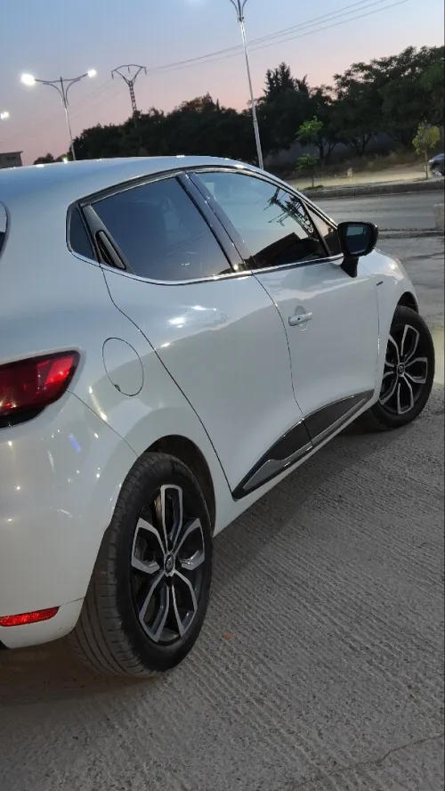 Renault Clio 4 2019 Limited 2