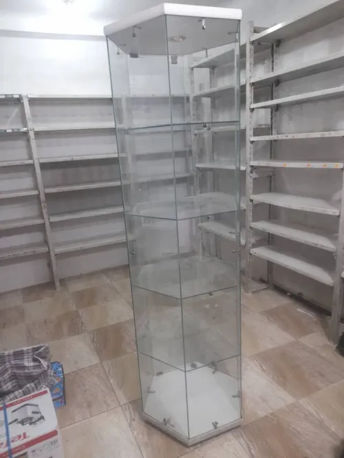 Des meubles pour magasin a vendre