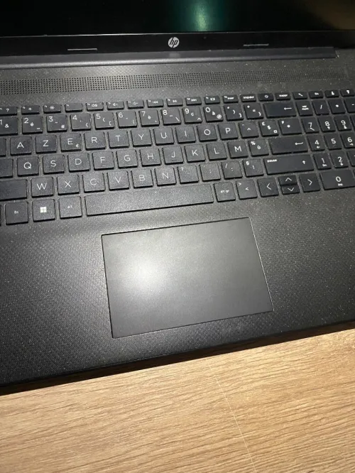 HP Laptop 17-cn0560nf