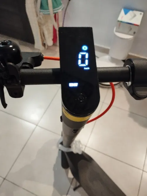 Vente trottinette électrique Xiaomi bon état aucun problème venu de France