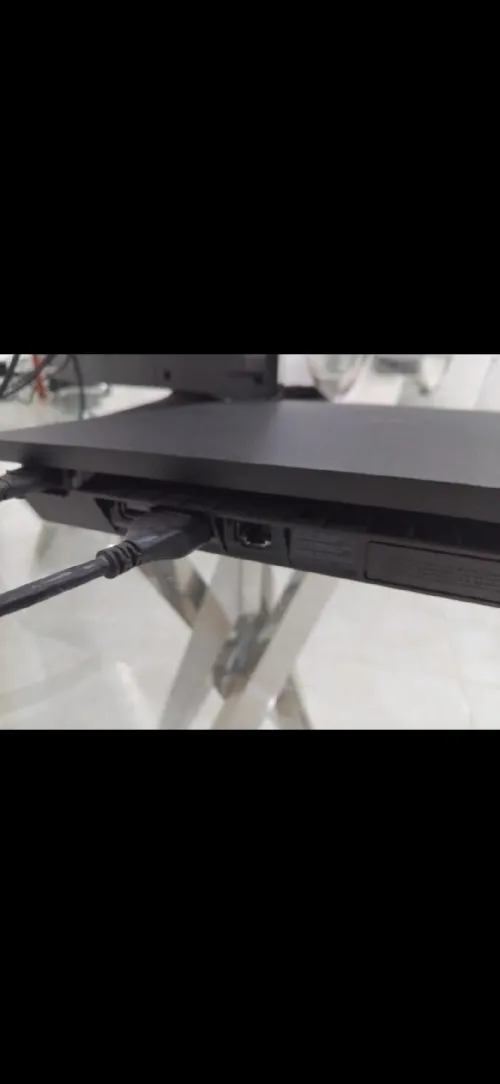 Ps4 slim 