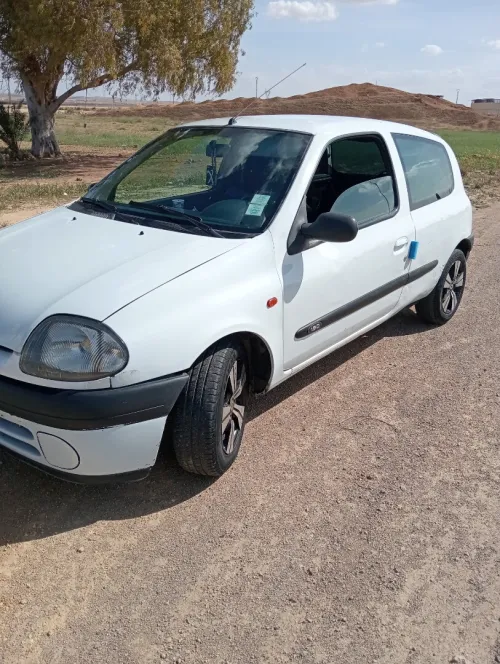Renault Clio 2 2000 Expression