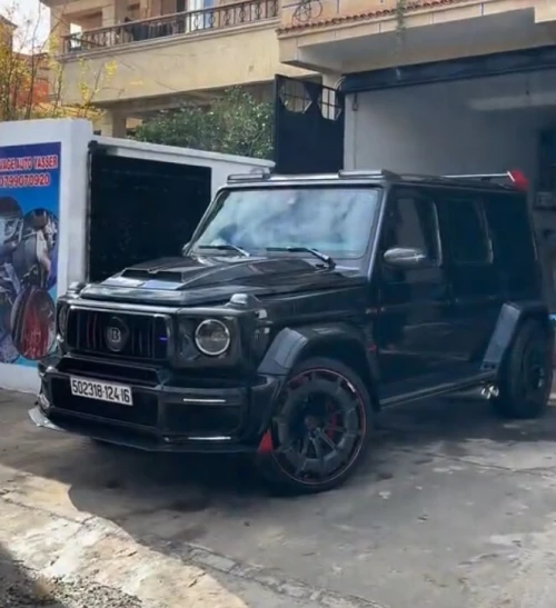 Mercedes Classe G 2024 g900 brabus rocket
