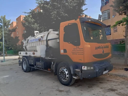 Renault midlum 220  hydrocureurs 2009