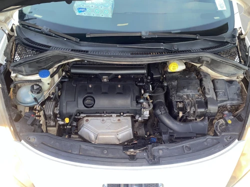 Peugeot 207 2012 