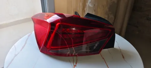 Feu arrière gauche original ibiza 2019