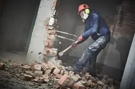 Travaux de Démolition Béton Maisons  Professionnels de la démolition  Sécurité, efficacité, propreté