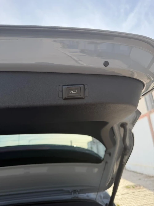 Volkswagen Tahru 2025 Sharp