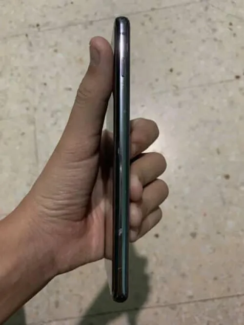 Samsung S10