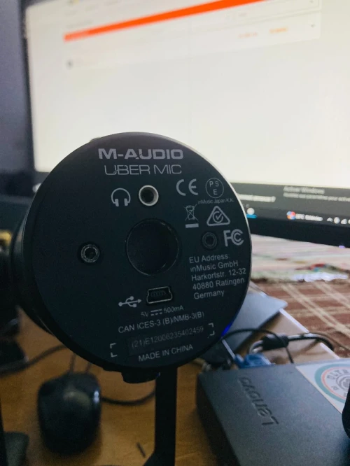 Microphone 