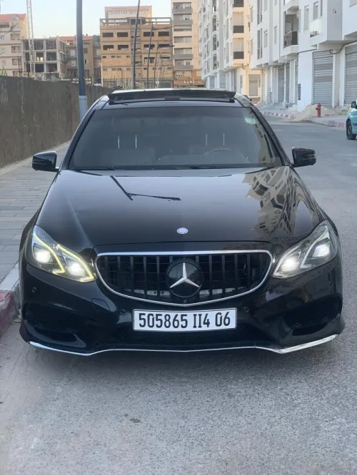 Mercedes Classe E 2014 AVANTGARDE Pack AMG