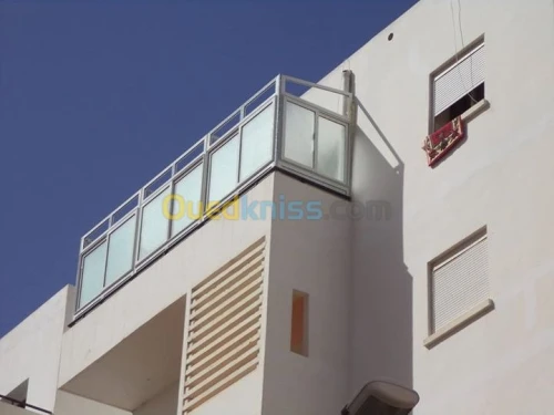 menuiserie aluminium et faux plafond  