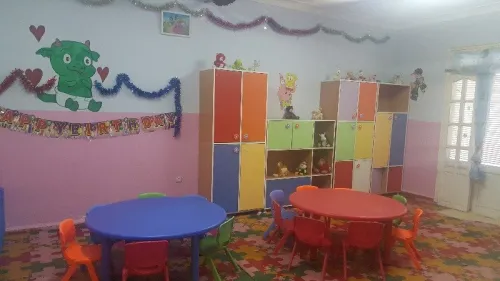 école maternelle  crèche  1 à 05 ans 