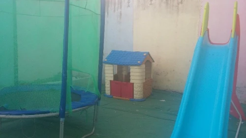 école maternelle  crèche  1 à 05 ans 