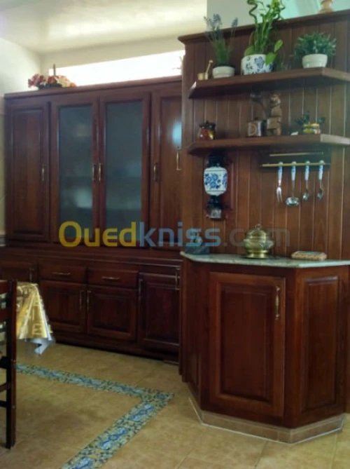 CUISINES & MEUBLES