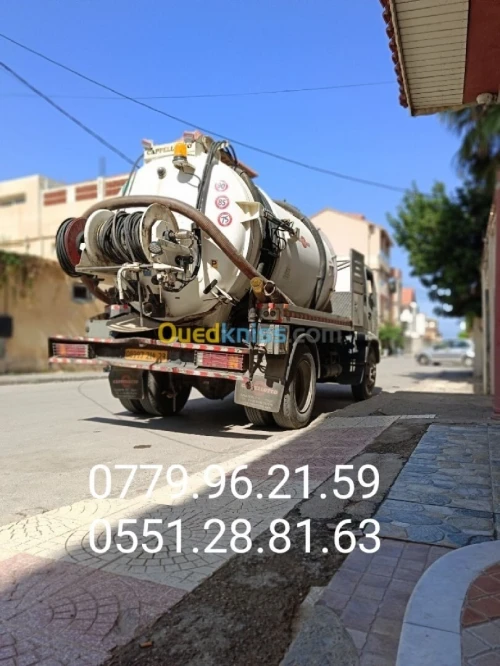 تنظيف جميع قنوات الصرف الصحي 