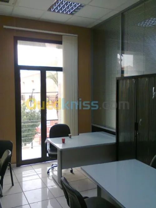 Travaux d"amenagement d'intérieur