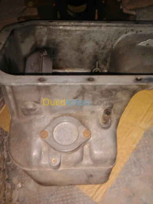 bloc moteur BMW 324d 6 cylindres STD  