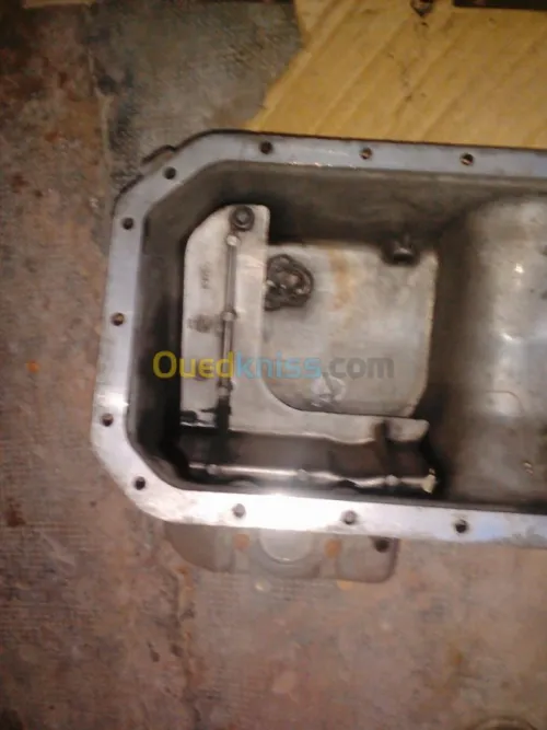 bloc moteur BMW 324d 6 cylindres STD  