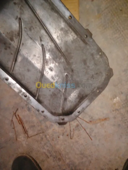 bloc moteur BMW 324d 6 cylindres STD  