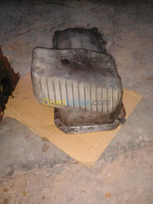 bloc moteur BMW 324d 6 cylindres STD  