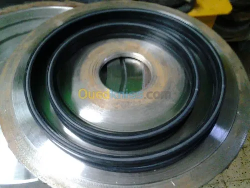 FABRICATION TOUTE PIECES EN CAOUTCHOUC