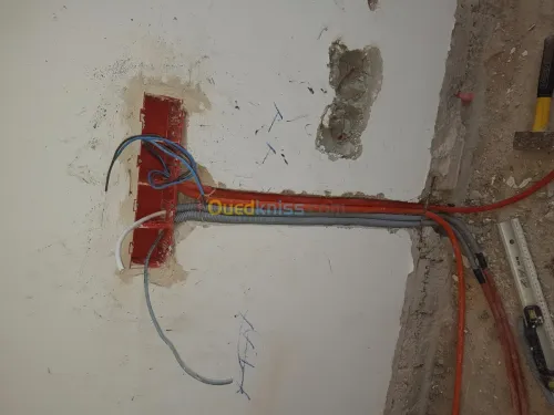 Electricité batiment ,garage ,jardin 