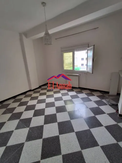 Vente Appartement F5 Annaba Annaba