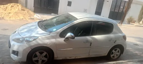 Peugeot 207 2012 