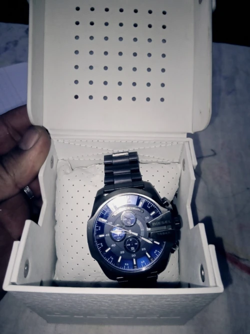 Montre diesel homme original Venu de France