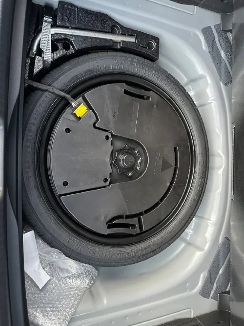 Volkswagen Golf 8 2025 R-Line